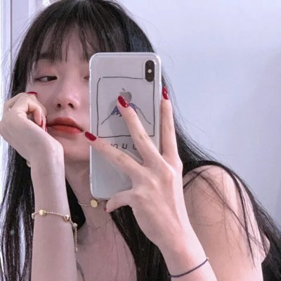 爱丽丝镜中奇遇